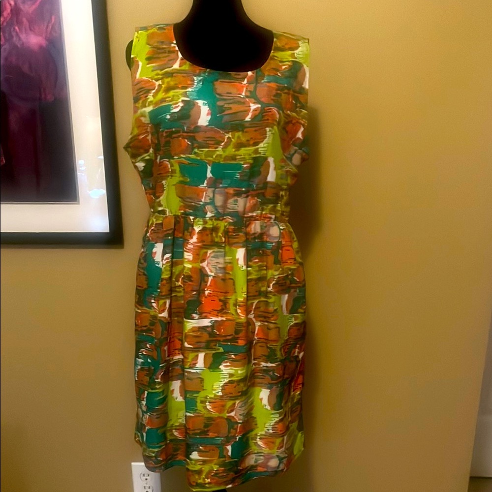 Vibrant Sleeveless Midi Dress